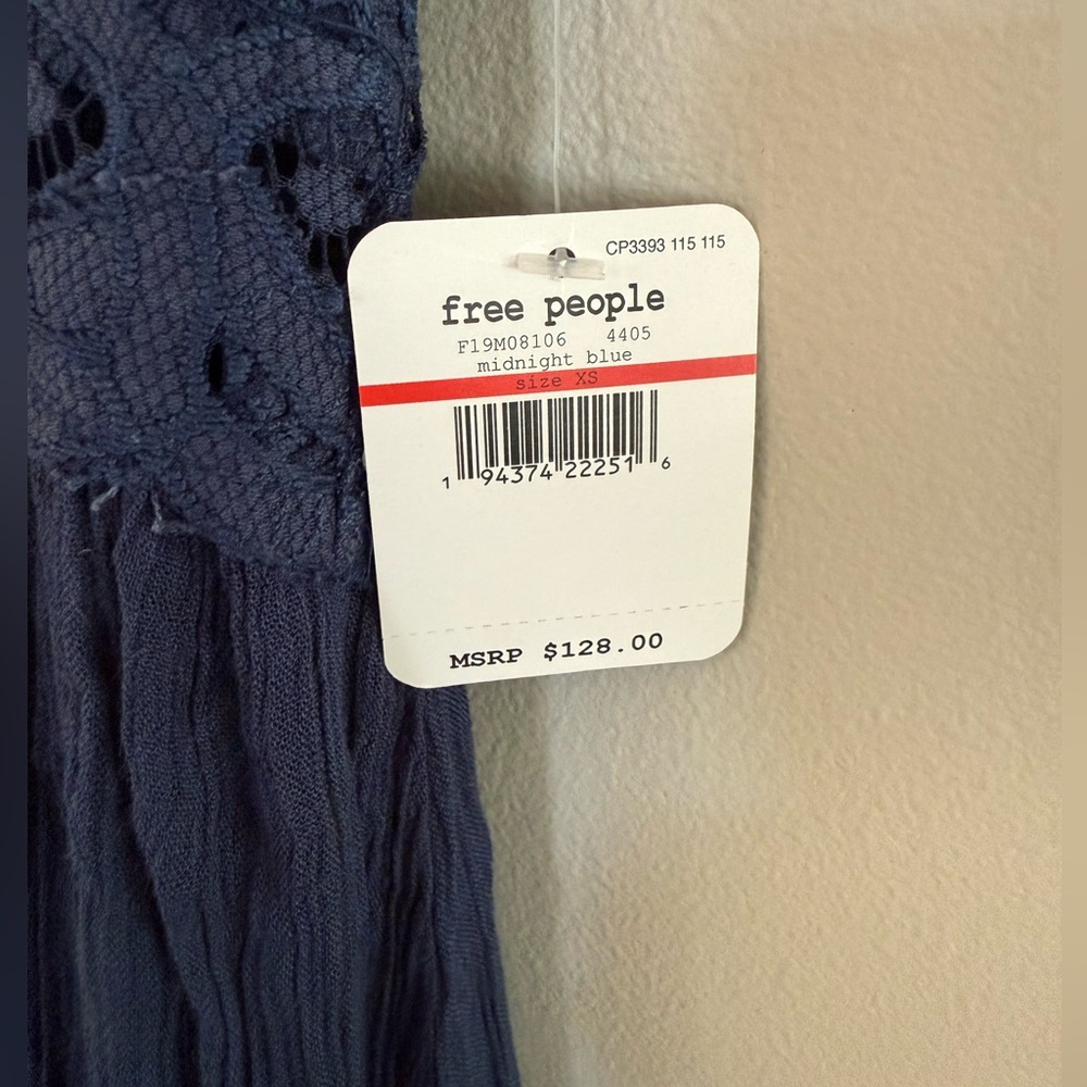 FREE PEOPLE *NWT* Adella Crochet Maxi Dress in Midnight Blue/Navy Size XS - Picture 11 of 11